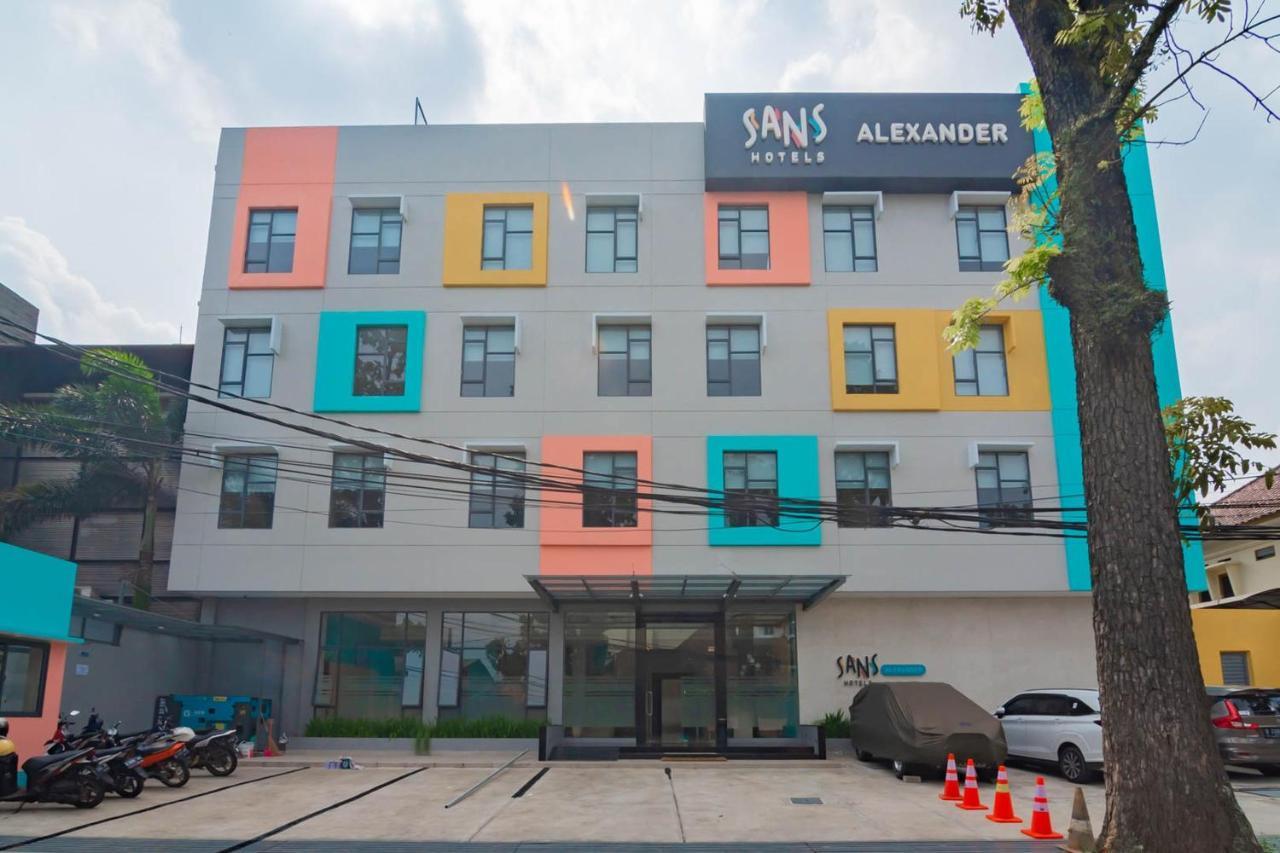 Sans Hotel Alexander บันดุง ภายนอก รูปภาพ