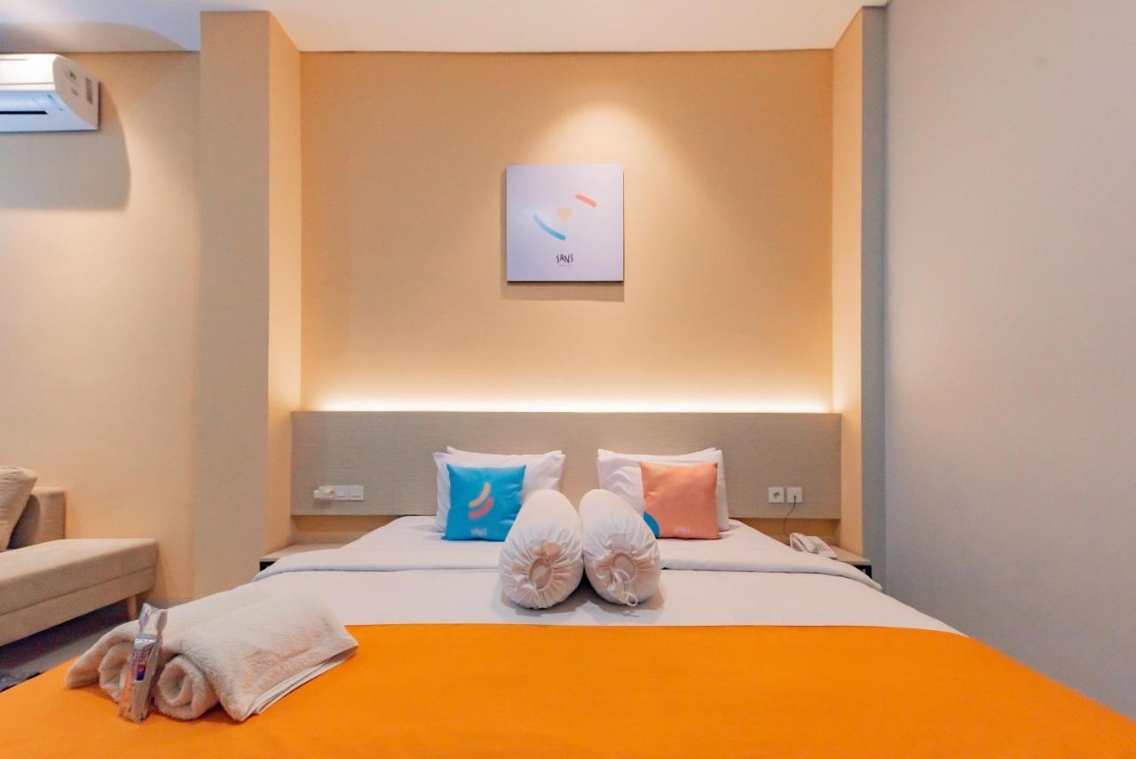 Sans Hotel Alexander บันดุง ภายนอก รูปภาพ